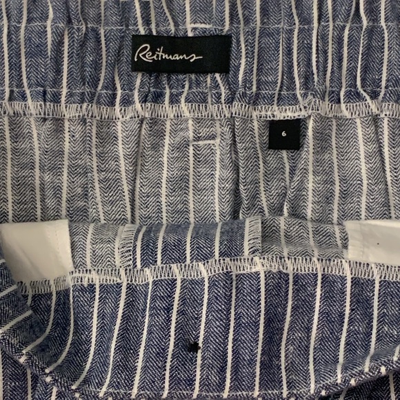NWT Reitmans, linen/cotton blend, blue skirt with white pinstripes, size 6 - Picture 3 of 7